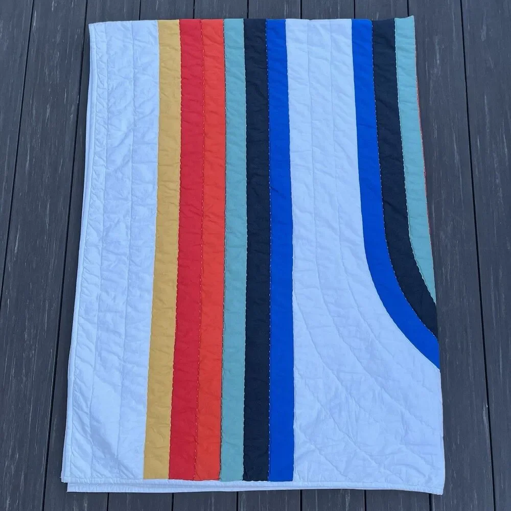 Crate & Barrel Kids Dynamic Trail Twin Quilt Comforter 100% Organic Cotton 66x86